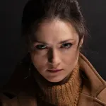 Вона сердита - інтерактивний трилер 1.79