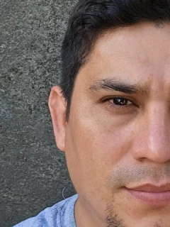 Samsung Galaxy S23 Ultra vs Google Pixel 7 Pro: Хто має кращу камеру?