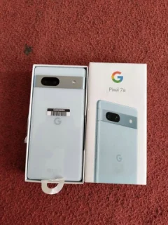 Справжні фотографії Google Pixel 7A з'явилися в різних кольорах справи