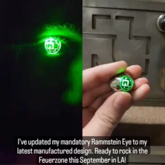 Американець створив технологічний світлий око з NFC 