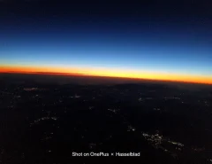 Камера OnePlus 10 Pro була запущена в стратосферу для отримання картин землі