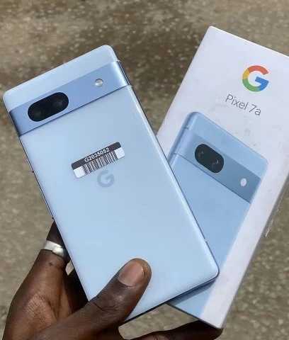 Справжні фотографії Google Pixel 7A з'явилися в різних кольорах справи