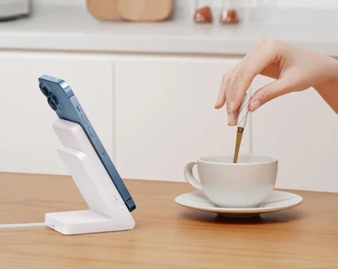 Xiaomi представив бездротовий акумулятор для iPhone  