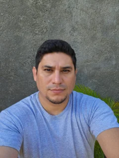 Samsung Galaxy S23 Ultra vs Google Pixel 7 Pro: Хто має кращу камеру?