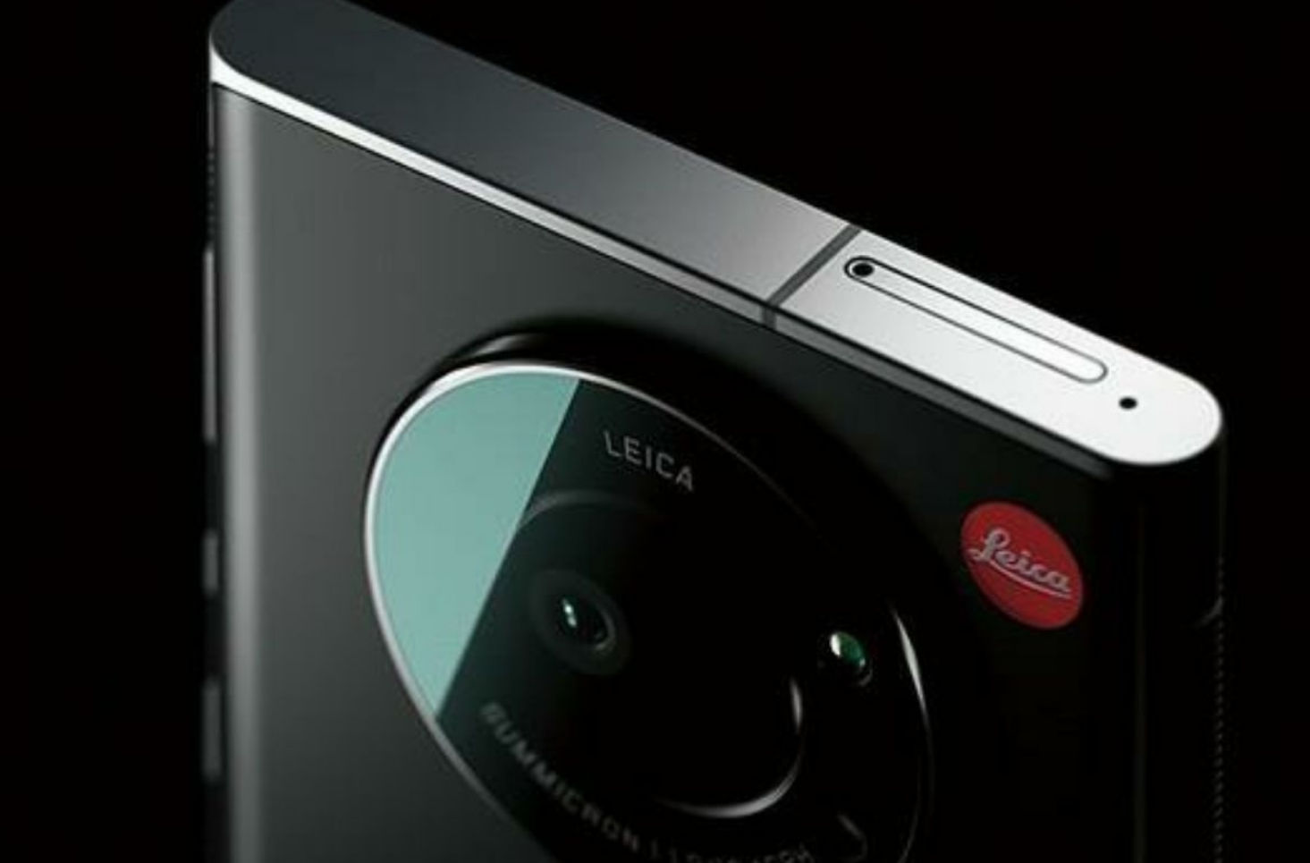 Перший смартфон з Leica вже з’явився у продажу
