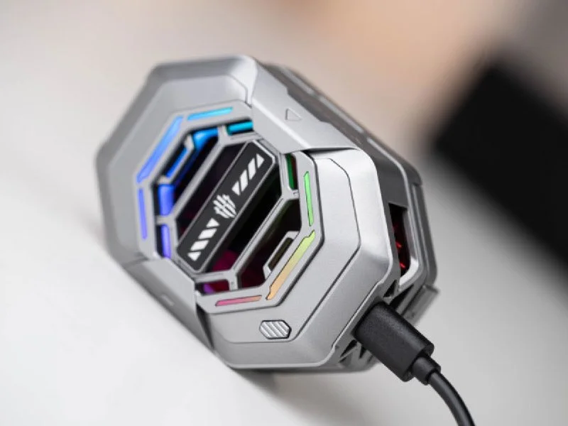 Nubia випустила зовнішній вентилятор для охолодження ігрових смартфонів