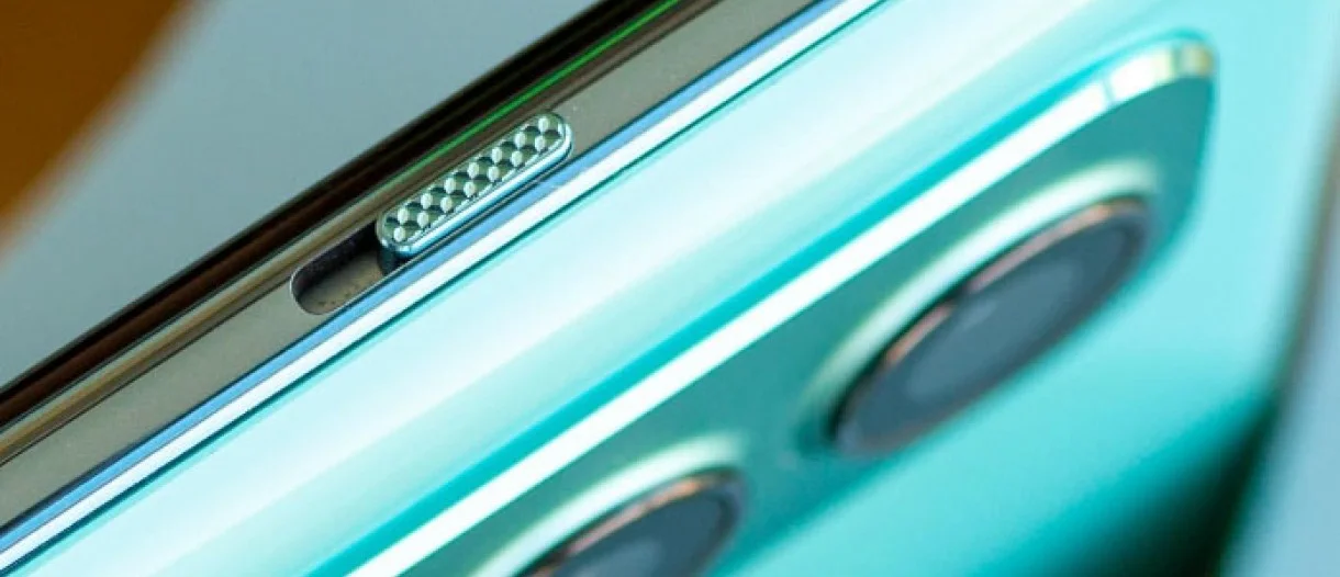 OnePlus видалить свій характерний чіп з нових смартфонів 